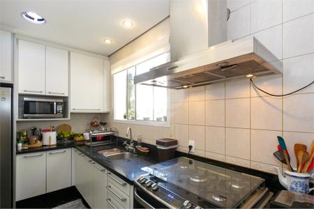 Casa à venda com 5 quartos, 272m² em Santo Amaro, São Paulo