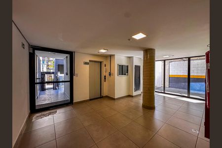 Apartamento para alugar com 91m², 2 quartos e 1 vaga Apartamento para alugar com 91m², 2 quartos e 1 vagaHall de entrada