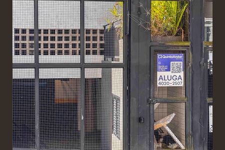 Apartamento para alugar com 91m², 2 quartos e 1 vaga Apartamento para alugar com 91m², 2 quartos e 1 vagaPlaca Instalada na Fachada