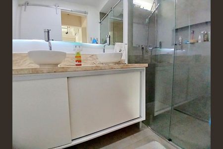 Apartamento à venda com 2 quartos, 70m² em Vila Romana, São Paulo