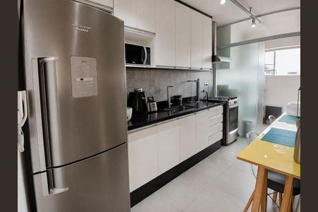 Apartamento à venda com 2 quartos, 70m² em Vila Romana, São Paulo