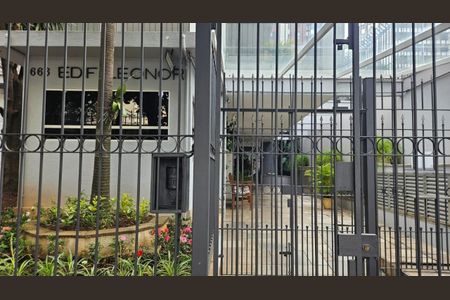 Apartamento à venda com 76m², 2 quartos e 1 vaga