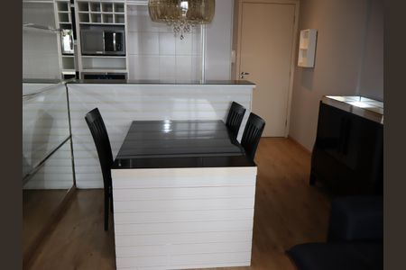 Sala de apartamento à venda com 3 quartos, 76m² em Vila Macedópolis, São Paulo
