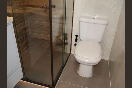 Apartamento à venda com 76m², 3 quartos e 1 vagaBanheiro da Suíte