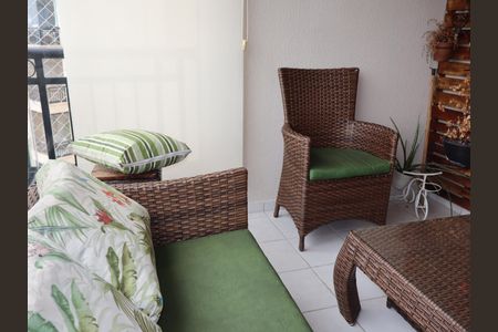 Apartamento à venda com 76m², 3 quartos e 1 vagaVaranda