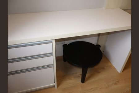 Apartamento à venda com 76m², 3 quartos e 1 vagaQuarto 2