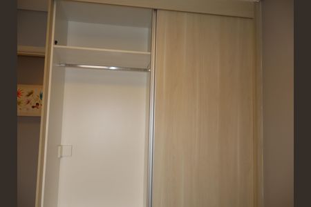 Apartamento à venda com 76m², 3 quartos e 1 vagaQuarto 2