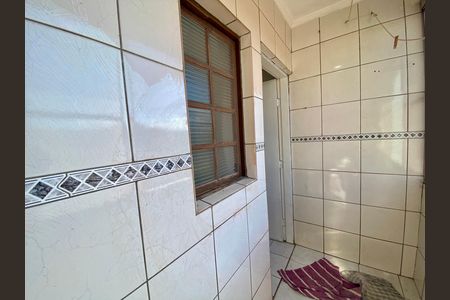 Apartamento para alugar com 70m², 2 quartos e sem vaga Apartamento para alugar com 70m², 2 quartos e sem vagaBanheiro de serviço