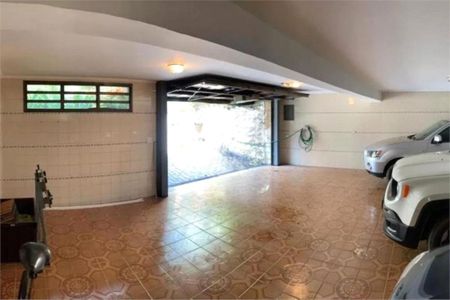 Casa à venda com 6 quartos, 320m² em Cursino, São Paulo
