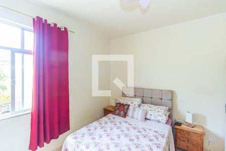 Casa à venda com 182m², 3 quartos e 3 vagas Casa à venda com 182m², 3 quartos e 3 vagasQuarto