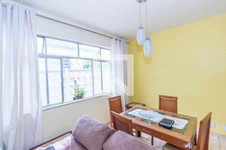 Sala de casa à venda com 3 quartos, 182m² em Praça Seca, Rio de Janeiro