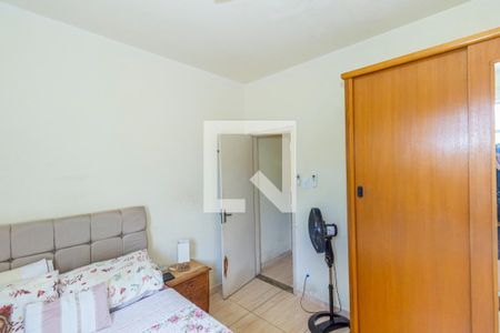Casa à venda com 182m², 3 quartos e 3 vagas Casa à venda com 182m², 3 quartos e 3 vagasQuarto