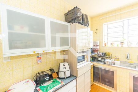 Casa à venda com 182m², 3 quartos e 3 vagas Casa à venda com 182m², 3 quartos e 3 vagasCozinha