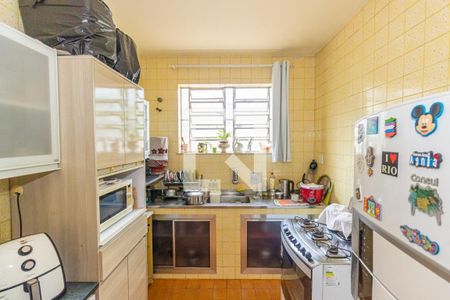 Casa à venda com 182m², 3 quartos e 3 vagas Casa à venda com 182m², 3 quartos e 3 vagasCozinha