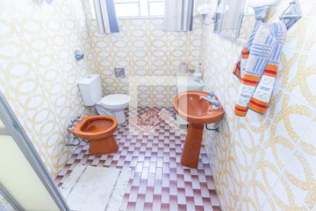Casa à venda com 182m², 3 quartos e 3 vagas Casa à venda com 182m², 3 quartos e 3 vagasBanheiro