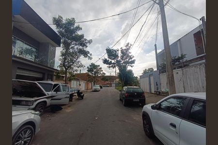 Casa para alugar com 70m², 2 quartos e 1 vaga Casa para alugar com 70m², 2 quartos e 1 vagaENTORNO