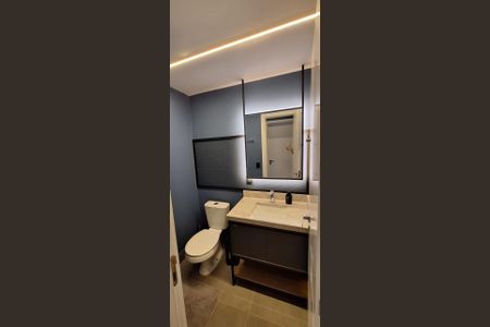 Banheiro de apartamento para alugar com 1 quarto, 56m² em Navegantes, Porto Alegre