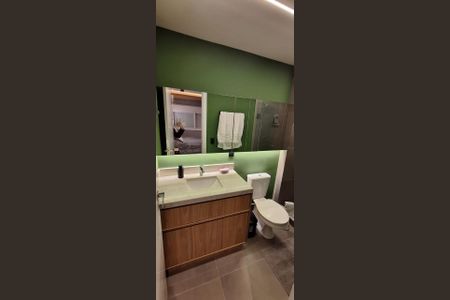 Banheiro de apartamento para alugar com 1 quarto, 56m² em Navegantes, Porto Alegre