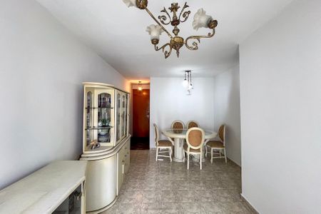 Apartamento à venda com 63m², 3 quartos e 1 vaga Apartamento à venda com 63m², 3 quartos e 1 vagaSala