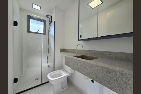 Banheiro de apartamento para alugar com 2 quartos, 41m² em Vila Nova Conceição, São Paulo