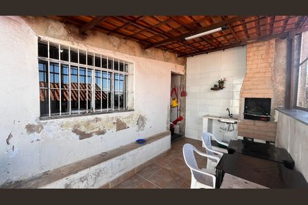 Casa à venda com 150m², 5 quartos e 4 vagas