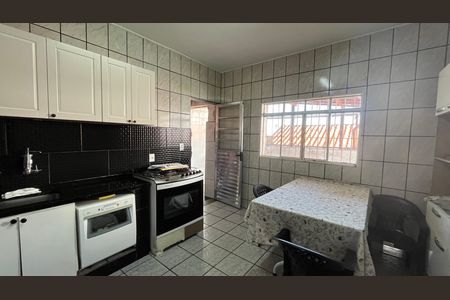 Casa à venda com 150m², 5 quartos e 4 vagas