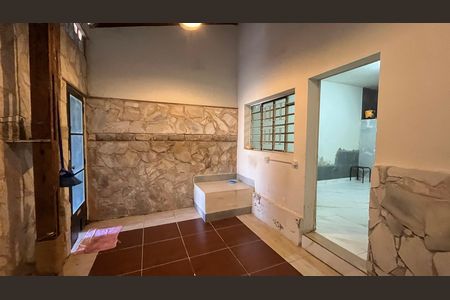 Casa à venda com 150m², 5 quartos e 4 vagas