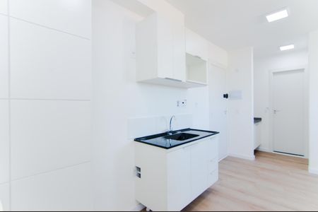 Cozinha e Área de Serviço de apartamento para alugar com 2 quartos, 40m² em Centro, Guarulhos