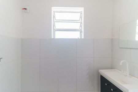 Casa para alugar com 35m², 1 quarto e sem vaga Casa para alugar com 35m², 1 quarto e sem vagaBanheiro