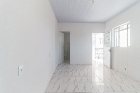 Casa para alugar com 35m², 1 quarto e sem vaga Casa para alugar com 35m², 1 quarto e sem vagaSala/Cozinha