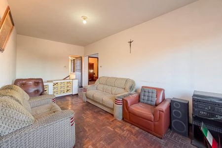 Casa para alugar com 227m², 4 quartos e 6 vagas Casa para alugar com 227m², 4 quartos e 6 vagasSala