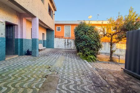 Casa para alugar com 227m², 4 quartos e 6 vagas Casa para alugar com 227m², 4 quartos e 6 vagasÁrea Externa