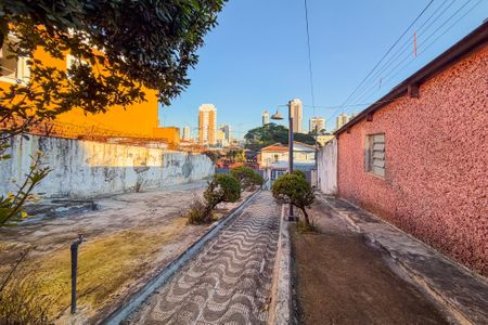 Casa para alugar com 227m², 4 quartos e 6 vagas Casa para alugar com 227m², 4 quartos e 6 vagasÁrea Externa