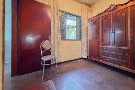 Casa para alugar com 227m², 4 quartos e 6 vagas Casa para alugar com 227m², 4 quartos e 6 vagasQuarto 1