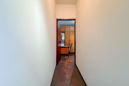 Casa para alugar com 227m², 4 quartos e 6 vagas Casa para alugar com 227m², 4 quartos e 6 vagasQuarto 2
