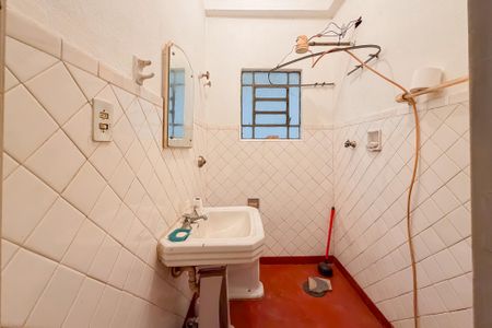 Casa para alugar com 227m², 4 quartos e 6 vagas Casa para alugar com 227m², 4 quartos e 6 vagasBanheiro da Suíte 2
