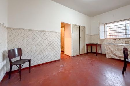 Casa para alugar com 227m², 4 quartos e 6 vagas Casa para alugar com 227m², 4 quartos e 6 vagasSuíte 2 - Térrea