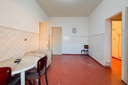 Casa para alugar com 227m², 4 quartos e 6 vagas Casa para alugar com 227m², 4 quartos e 6 vagasSuíte 2 - Térrea