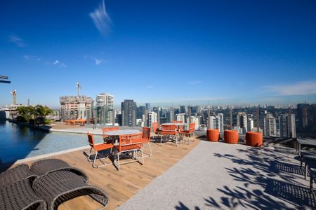 Piscina de apartamento à venda com 3 quartos, 107m² em Jardim das Acacias, São Paulo