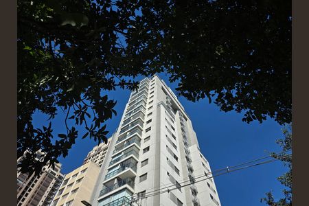 Apartamento à venda com 47m², 1 quarto e 1 vaga Apartamento à venda com 47m², 1 quarto e 1 vagaFachada