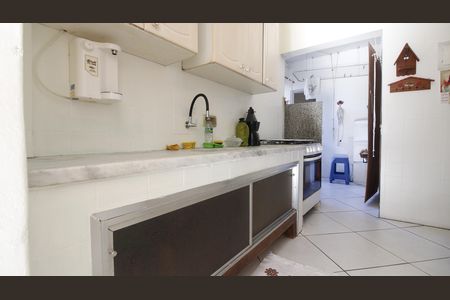 Apartamento para alugar com 75m², 2 quartos e 1 vagaCozinha