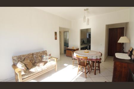 Sala de apartamento para alugar com 2 quartos, 75m² em Vila Nova, Cabo Frio
