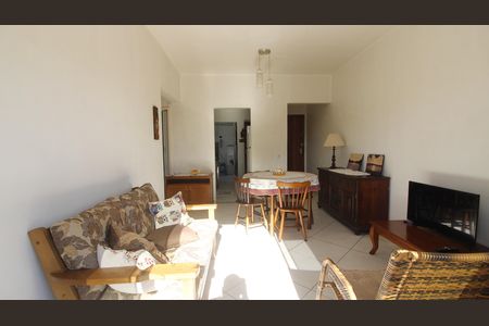 Apartamento para alugar com 75m², 2 quartos e 1 vagaSala
