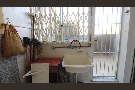 Apartamento para alugar com 75m², 2 quartos e 1 vagaÁrea de Serviço