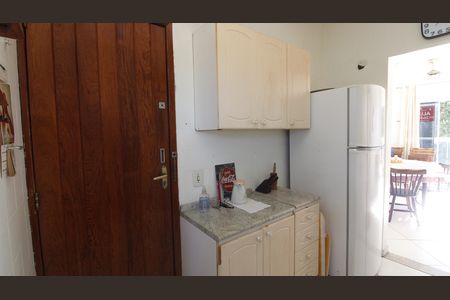 Apartamento para alugar com 75m², 2 quartos e 1 vagaCozinha
