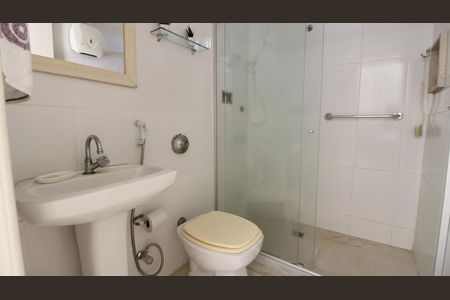 Apartamento para alugar com 75m², 2 quartos e 1 vagaBanheiro Social