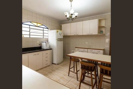 Casa à venda com 3 quartos, 200m² em Parque Jabaquara, São Paulo