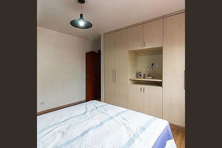 Casa à venda com 3 quartos, 200m² em Parque Jabaquara, São Paulo