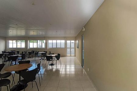 Apartamento para alugar com 45m², 2 quartos e 1 vaga Apartamento para alugar com 45m², 2 quartos e 1 vagaÁrea comum - Salão de festas