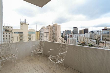 Apartamento à venda com 4 quartos, 640m² em Morro dos Ingleses, São Paulo